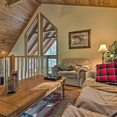 Spacious Maggie Valley Cabin With Hot Tub And Mtn View Экстерьер фото