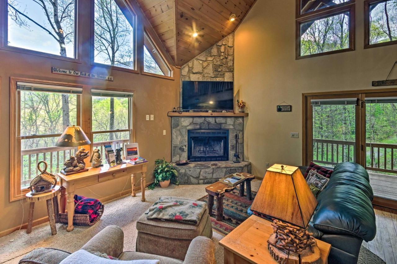 Spacious Maggie Valley Cabin With Hot Tub And Mtn View Экстерьер фото