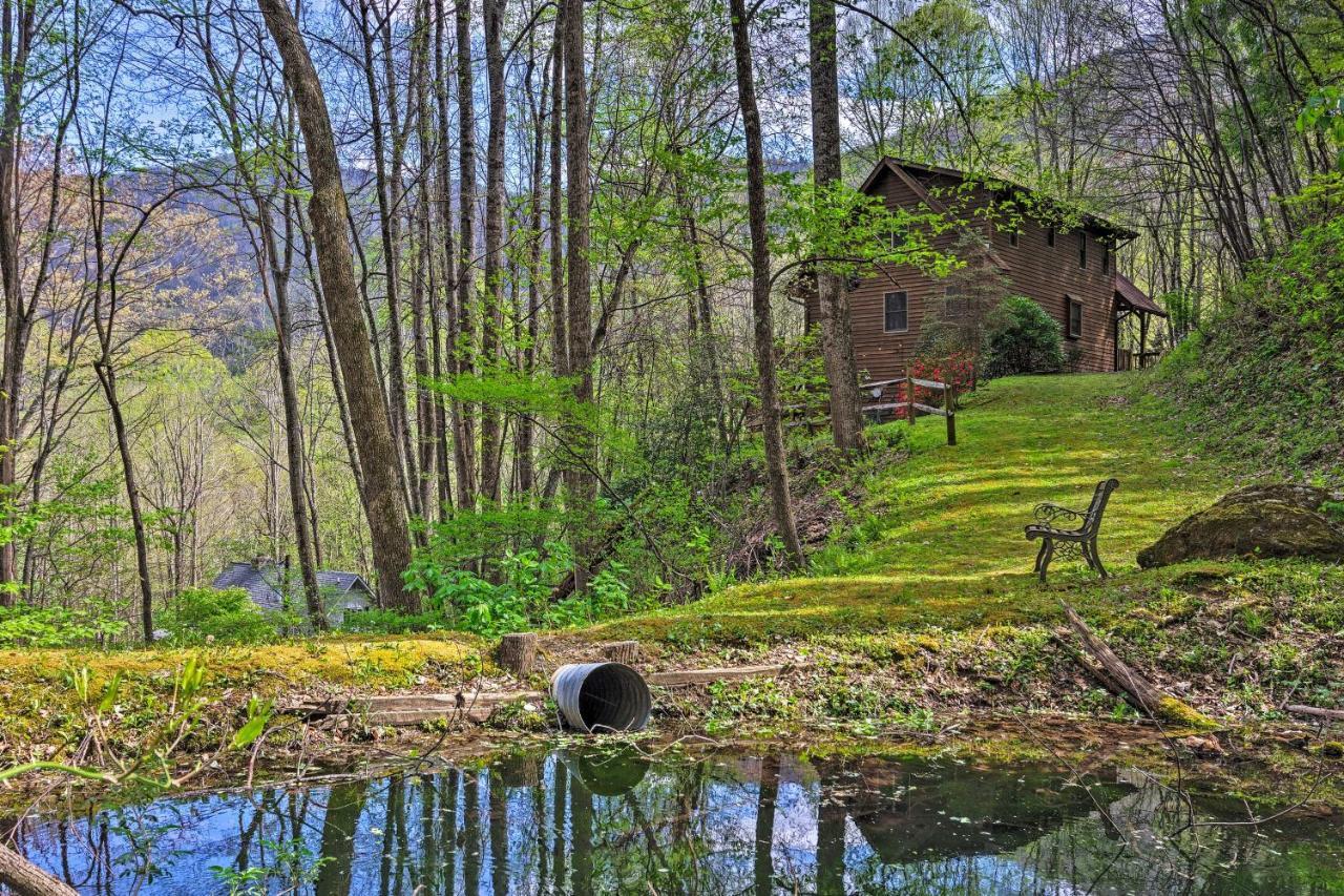Spacious Maggie Valley Cabin With Hot Tub And Mtn View Экстерьер фото