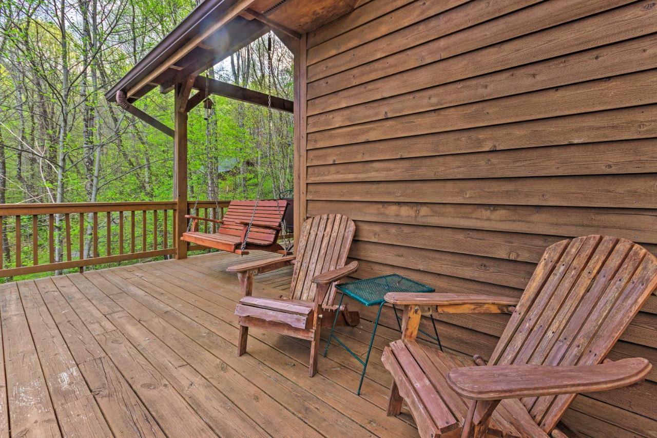 Spacious Maggie Valley Cabin With Hot Tub And Mtn View Экстерьер фото